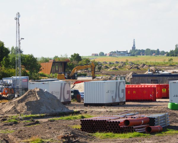 Elfstedentocht in de zomer: Hindeloopen verrast toerist binnen- en buitendijks