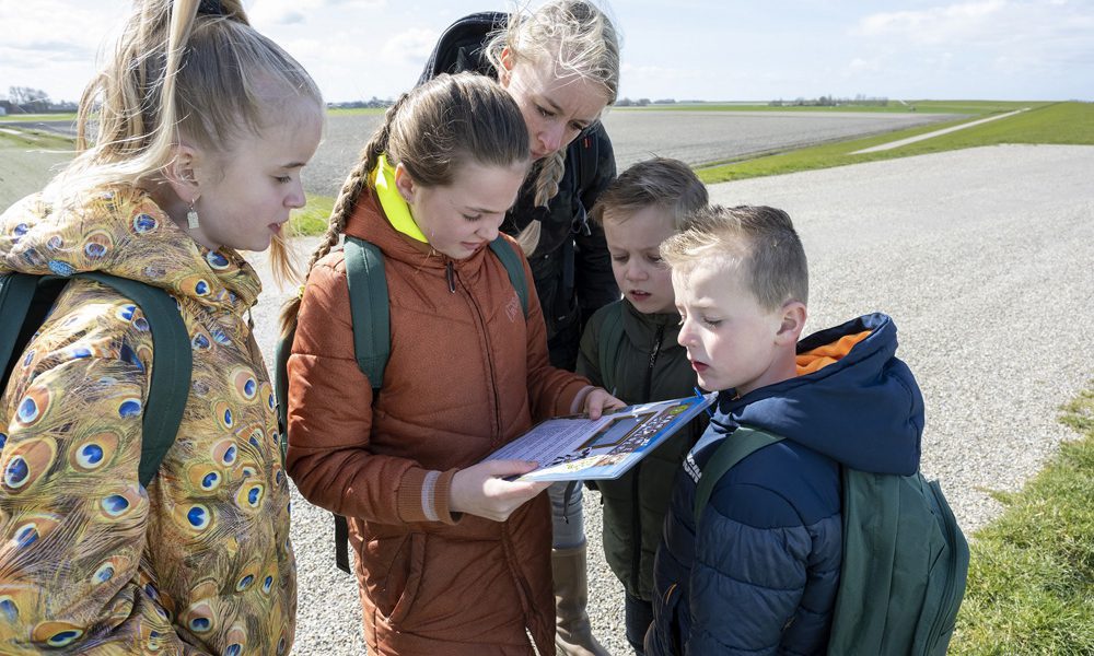 Friese natuurbeschermer introduceert rugzakroute over weidevogels in buitendijks Waddenland